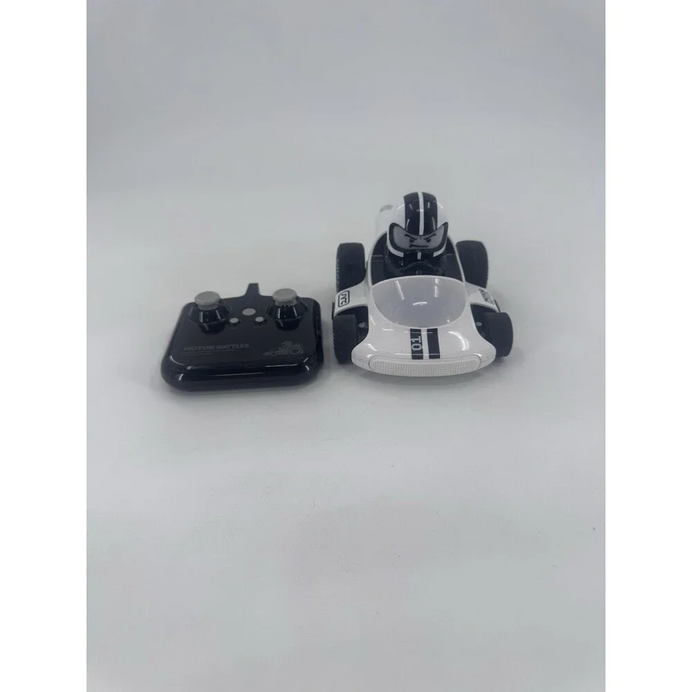 Sharper Image RC Motor Battles White Racer Only LED Lights Wireless Remote